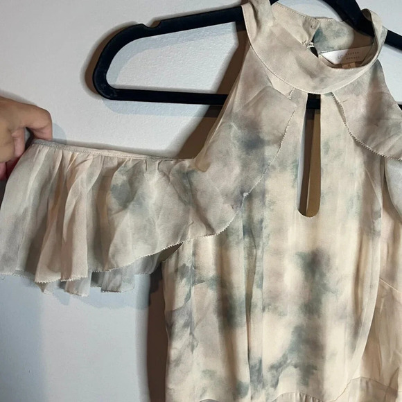 Lauren Conrad ruffle cold-shoulder maxi dress - Picture 5 of 8